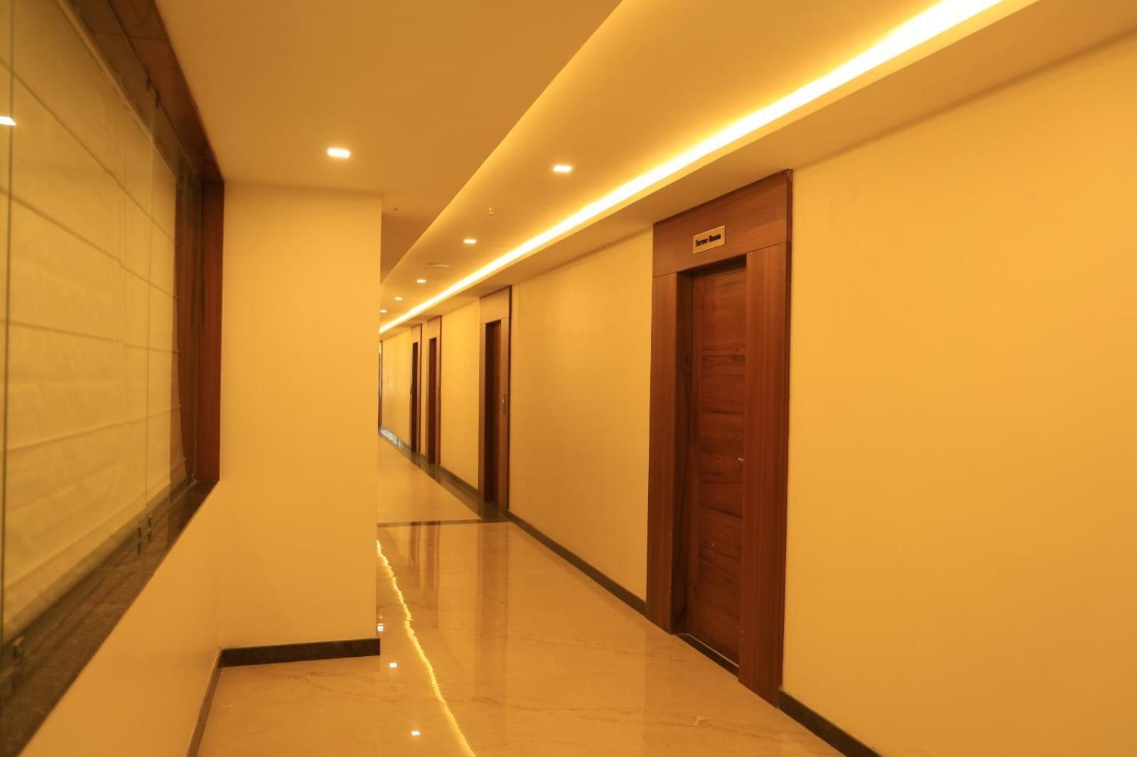 Hotel Anand Grand Hosūr Esterno foto
